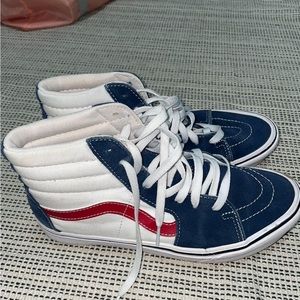 Cabs shoes women 8.5, men 7